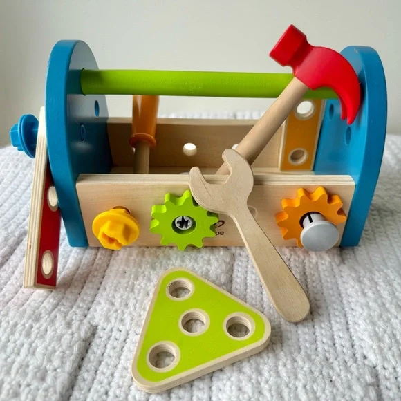 Hape Fix-It Wooden Tool Box - Picture 11 of 11